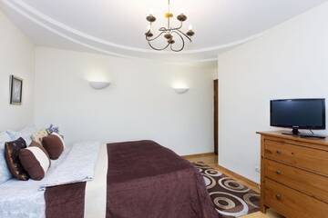 Фото номера Апартаменты Делюкс Апартаменты 2-rooms Apartament Nemiga str 12 г. Минск 10
