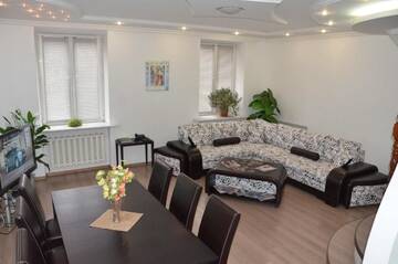 Фото номера Апартаменты с 4 спальнями и балконом – Двухуровневые Апартаменты Apartment style and comfort г. Минск 21