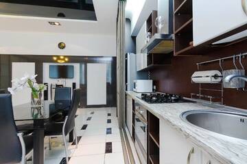 Фото номера Улучшенные апартаменты Апартаменты Luxury Apartments on Marksa г. Минск 30