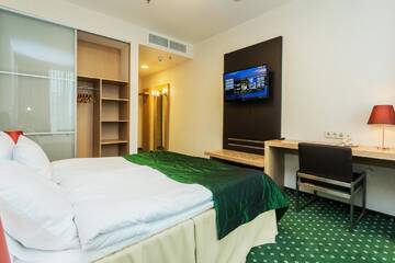 Фото номера Большой двухместный номер с 1 кроватью Отель Green City Hotel г. Минск 3