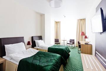 Фото номера Двухместный номер с 2 отдельными кроватями и душем Отель Green City Hotel г. Минск 4