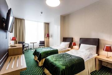 Фото номера Двухместный номер с 2 отдельными кроватями и душем Отель Green City Hotel г. Минск 5