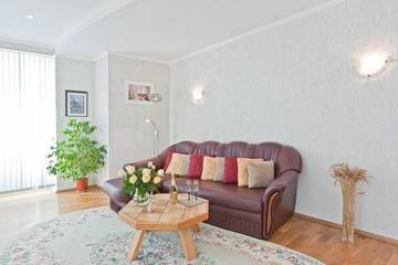 Фото номера Апартаменты Делюкс с 2 спальнями Апартаменты Apartments 23 Center г. Минск 3