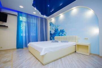 Фото Апартаменты VIP studio Jacuzzi City center г. Минск 4