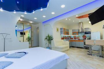 Фото Апартаменты VIP studio Jacuzzi City center г. Минск 2