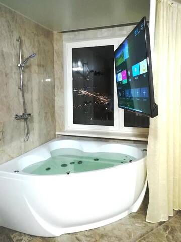 Фото номера Лофт Апартаменты Jacuzzi New ApartComplex Kaskad, Панорамный вид на центр Минска г. Минск 6