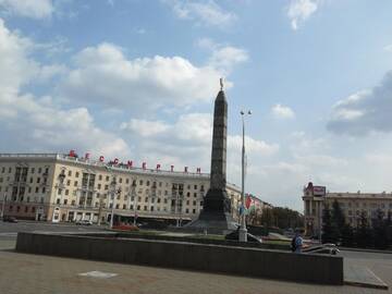 Фото номера Апартаменты с 2 спальнями Апартаменты 2bedroom in most center г. Минск 18