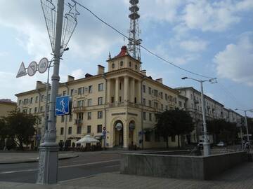 Фото номера Апартаменты с 2 спальнями Апартаменты 2bedroom in most center г. Минск 14