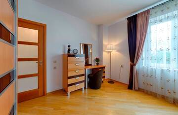 Фото номера Апартаменты Делюкс Апартаменты Arenda Apartments - Surganova,5A г. Минск 37