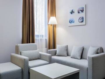 Фото номера Люкс с видом на парк Отель Aqua-Minsk Hotel г. Минск 4