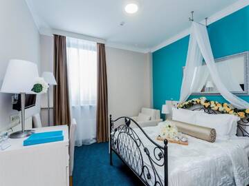 Фото номера Люкс для новобрачных Отель Aqua-Minsk Hotel г. Минск 3