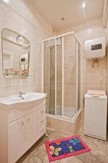 Фото номера Улучшенные апартаменты Апартаменты Historical Center Apartment on Kommunisticheskaya 10 г. Минск 2