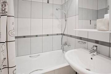 Фото номера Апартаменты с 1 спальней Апартаменты Historical Center Apartment on Kommunisticheskaya 10 г. Минск 10
