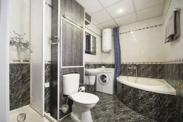 Фото номера Апартаменты с 2 спальнями Апартаменты Aparton Nezavisimosti prospekt 38 г. Минск 9
