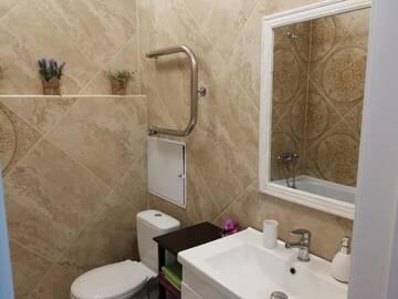 Фото номера Улучшенные апартаменты Апартаменты Apartment in citycenter on Repina 4 г. Минск 15