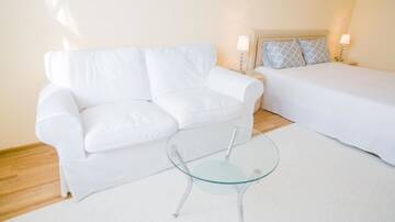 Фото Апартаменты Sverdlova 24 г. Минск 5