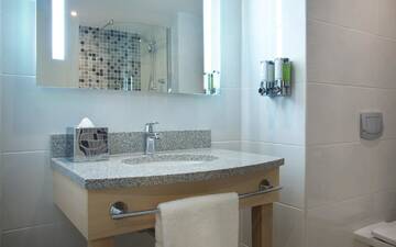 Фото Отель Hampton by Hilton Minsk City Centre г. Минск 5