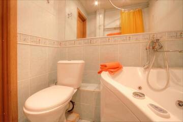 Фото номера Апартаменты Апартаменты Apartment Studio with Jacuzzi Kuybyshava 34 г. Минск 32