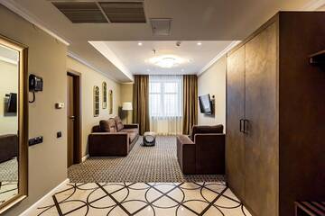 Фото номера Люкс с видом на реку Отель Willing Hotel г. Минск 3