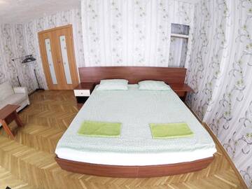 Фото номера Трехместный номер с общей ванной комнатой Гостевой дом Best Aparts г. Минск 6