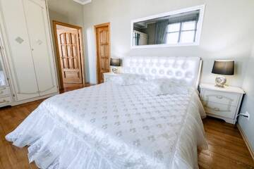 Фото номера Апартаменты с 1 спальней Апартаменты Lux Nezavisimosti,12 with Jacuzzi г. Минск 30