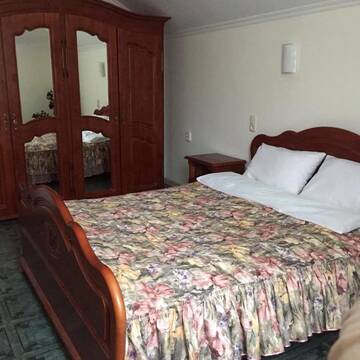 Фото номера Большой двухместный номер с 1 кроватью Хостелы Homey Hostel г. Минск 10